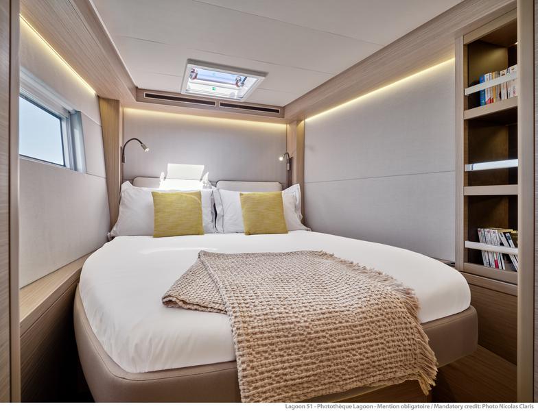 Book yachts online - catamaran - Lagoon 51 NEW - NEGRONI - rent