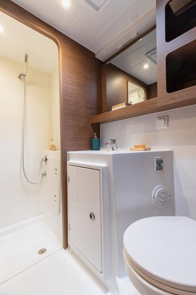Book yachts online - catamaran - Lagoon 42 - HAPPY KEY - rent