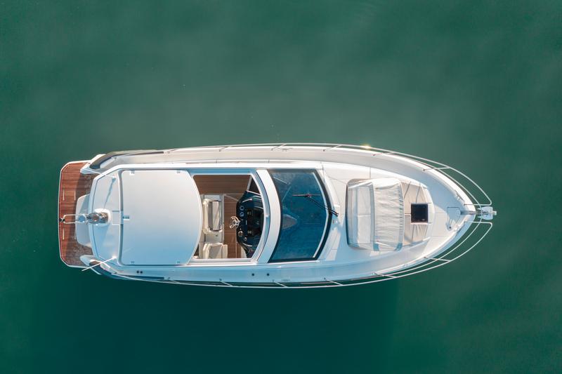 Book yachts online - motorboat - Gran Turismo 41 - MIAMI VICE - rent