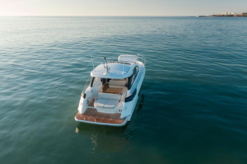 Book yachts online - motorboat - Gran Turismo 41 - MIAMI VICE - rent