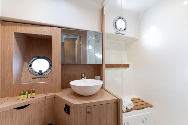 Book yachts online - motorboat - Swift Trawler 48 - TABITA - rent