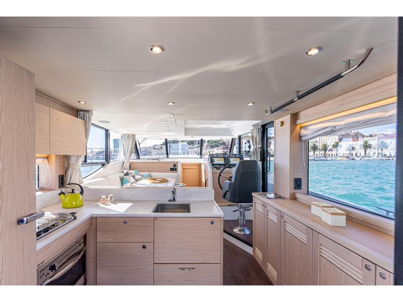 Book yachts online - motorboat - Swift Trawler 48 - TABITA - rent