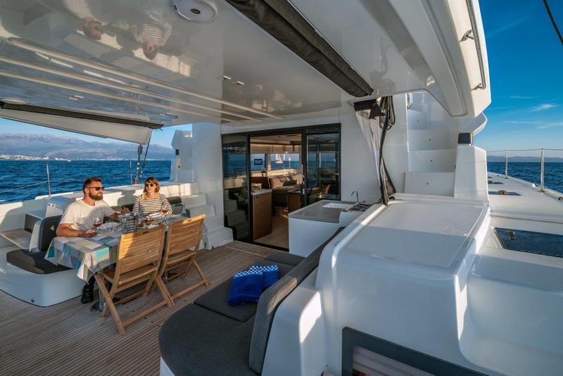 Book yachts online - catamaran - Lagoon 50 - CAPTAIN MORGAN - rent