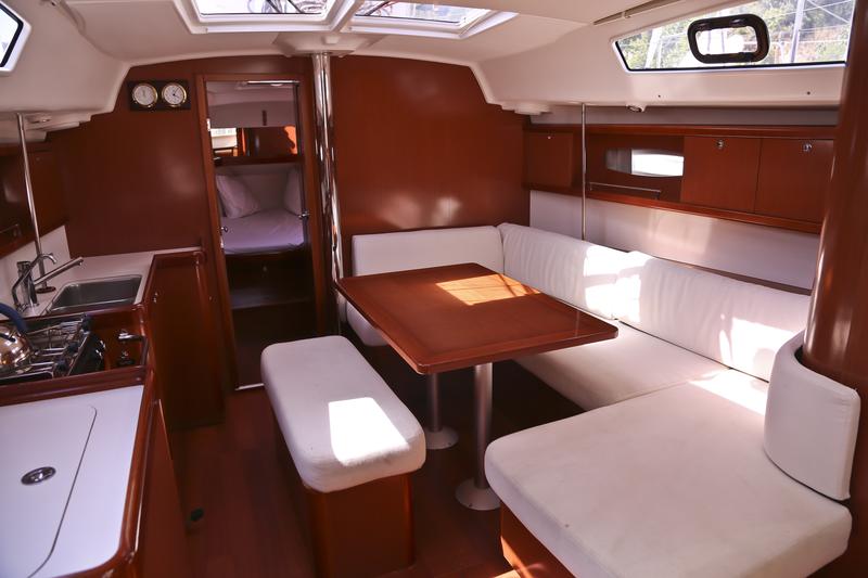 Book yachts online - sailboat - Oceanis 40 - Thalassa - rent