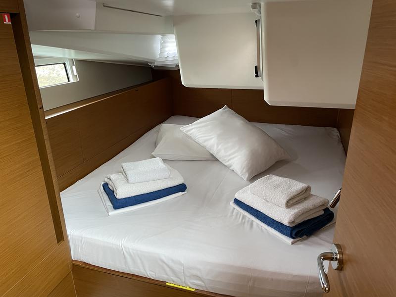 Book yachts online - sailboat - Sun Odyssey 490 - Iris - rent
