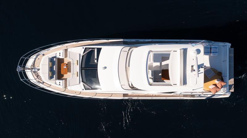 Book yachts online - motorboat - Azimut 60 Fly - Alibaba - rent