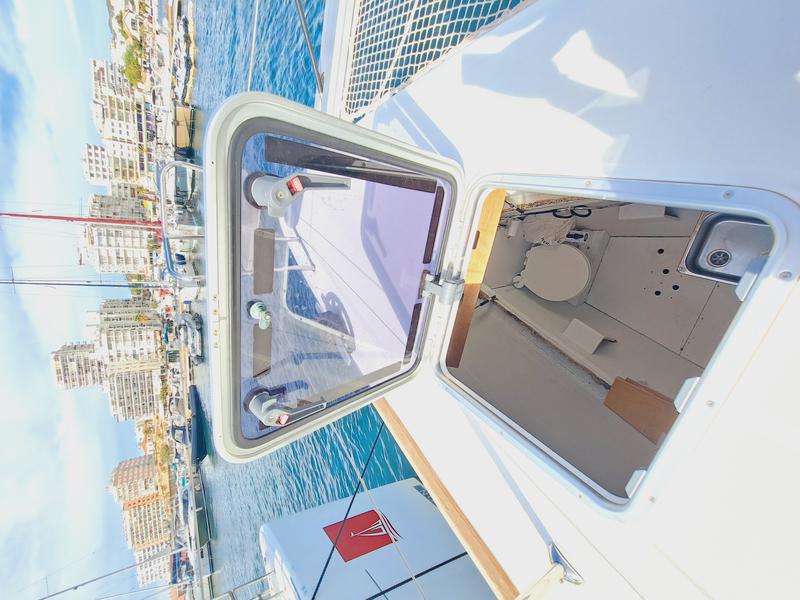 Book yachts online - catamaran - LAGOON 450 - LLUNA - 6-BI-3-62-21 - rent