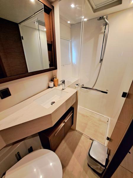Book yachts online - catamaran - LAGOON 460 / 3 CABINS - ALEGRIA - CB 404409 - rent