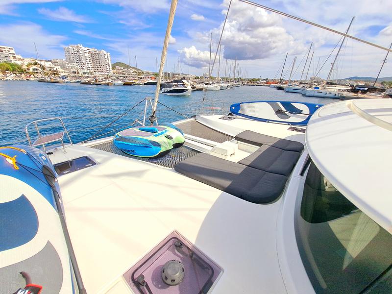 Book yachts online - catamaran - LAGOON 460 / 3 CABINS - ALEGRIA - CB 404409 - rent