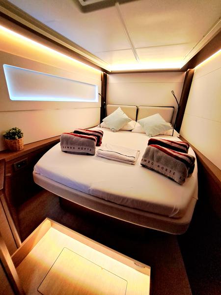 Book yachts online - catamaran - LAGOON 460 / 3 CABINS - ALEGRIA - CB 404409 - rent