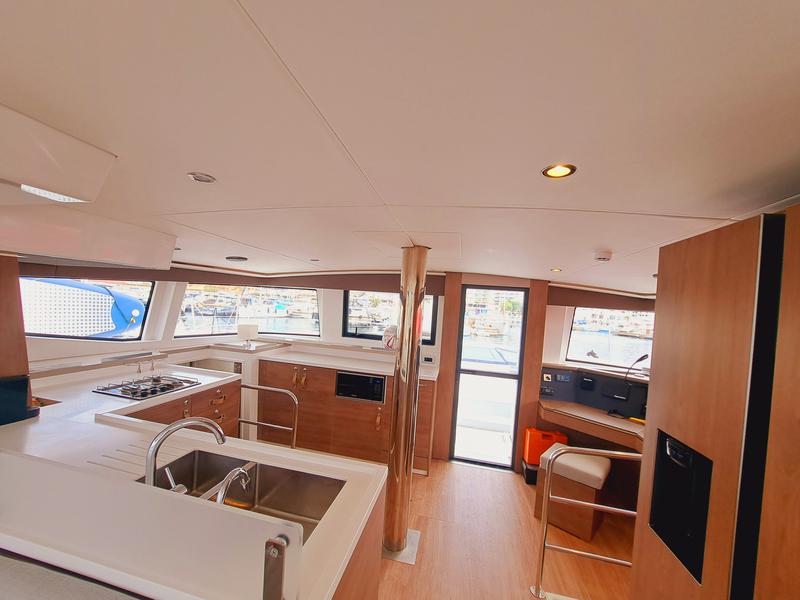 Book yachts online - catamaran - BALI 4.6 - AMAZIGH - rent