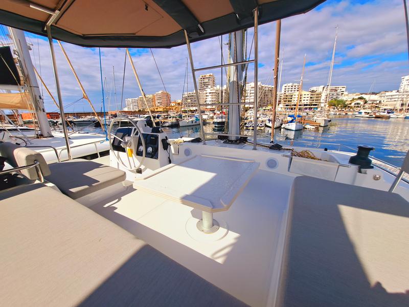 Book yachts online - catamaran - BALI 4.6 - AMAZIGH - rent