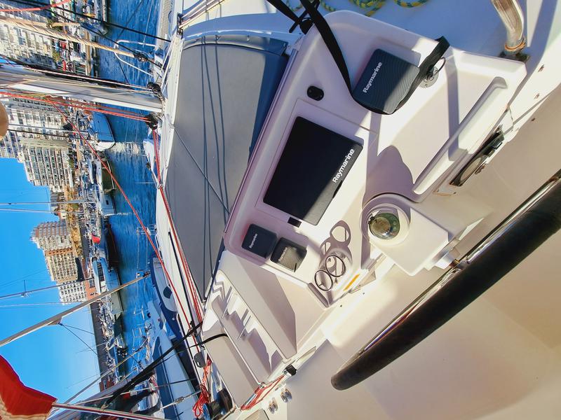 Book yachts online - catamaran - LAGOON 450 - DISCOVERY 6a MH-2-25-11 - rent