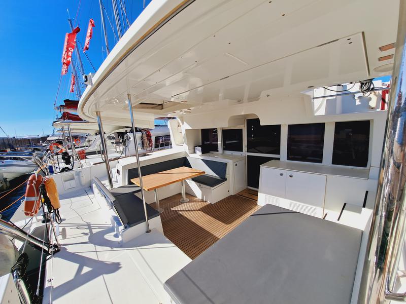 Book yachts online - catamaran - LAGOON 450 - DISCOVERY 6a MH-2-25-11 - rent