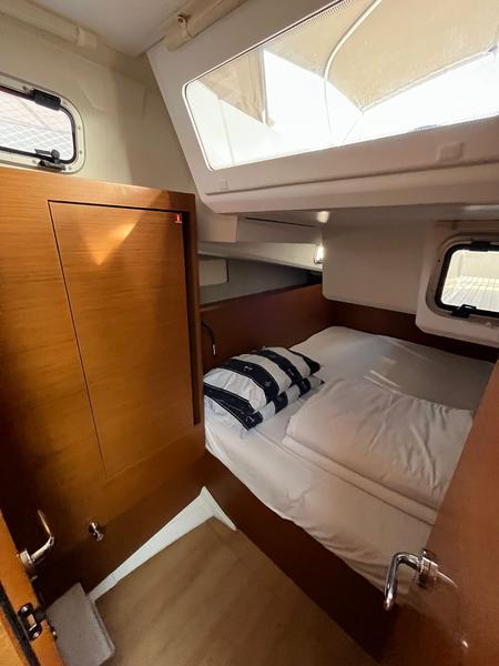 Book yachts online - sailboat - Sun Odyssey 440 - PETRA - rent