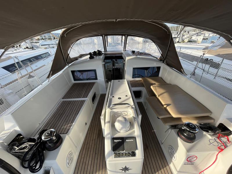 Book yachts online - sailboat - Sun Odyssey 440 - PETRA - rent