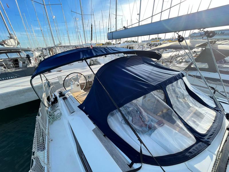 Book yachts online - sailboat - Sun Odyssey 479 - BELUNA - rent
