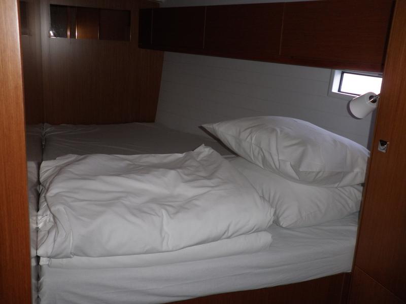 Book yachts online - sailboat - Bavaria Cruiser 46 - VERA 3 - rent