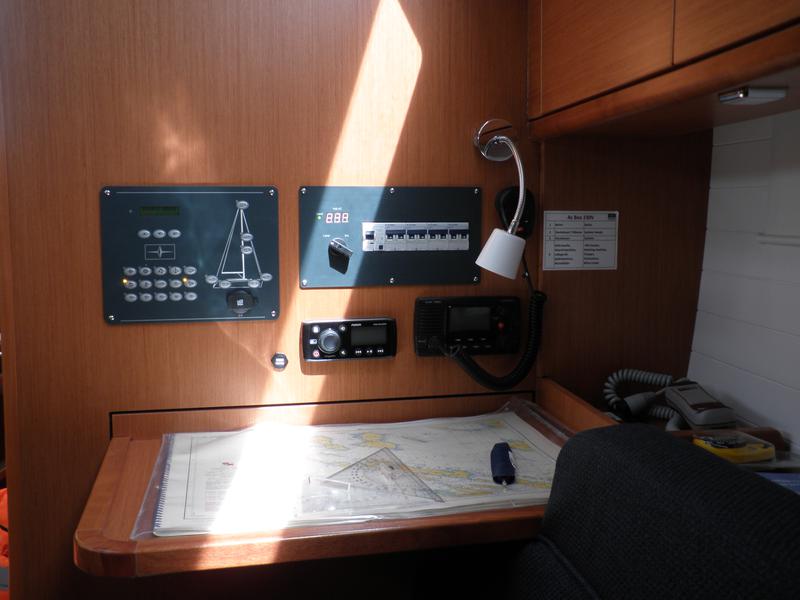 Book yachts online - sailboat - Bavaria Cruiser 37 - Gita - rent
