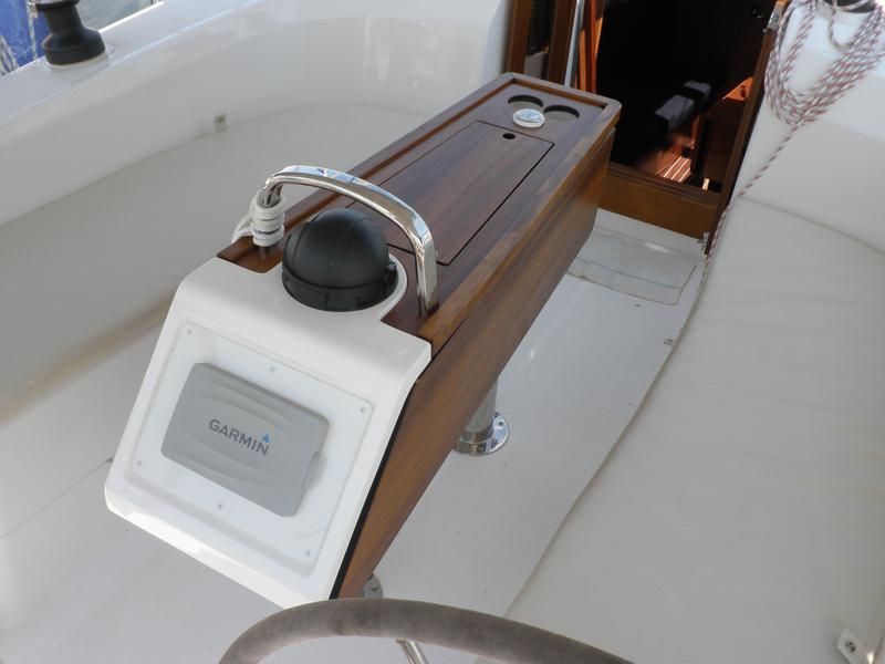 Book yachts online - sailboat - Bavaria Cruiser 34 - TAKA - rent