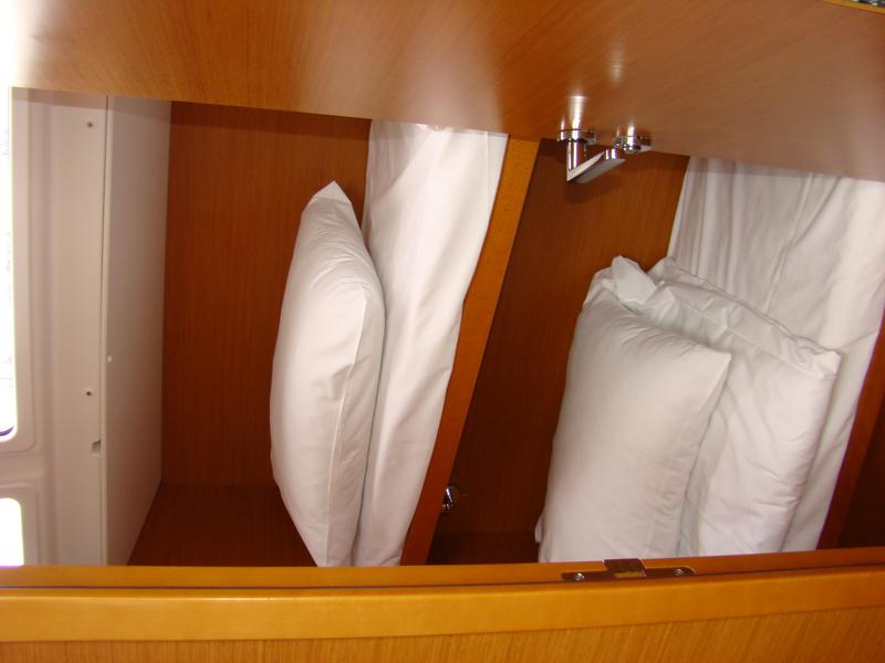 Book yachts online - sailboat - Sun Odyssey 509 - KATRINA - rent