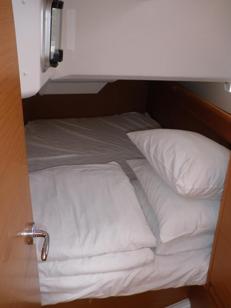 Book yachts online - sailboat - Sun odyssey 379 performance - Paloma - rent