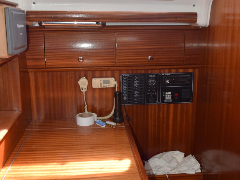 Book yachts online - sailboat - Bavaria 44 - Nina - rent
