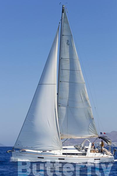 Book yachts online - sailboat - Oceanis 45 - Butterfly - rent