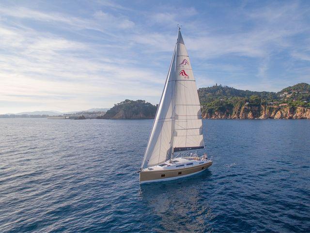Book yachts online - sailboat - Hanse 418 - LEGATO - rent