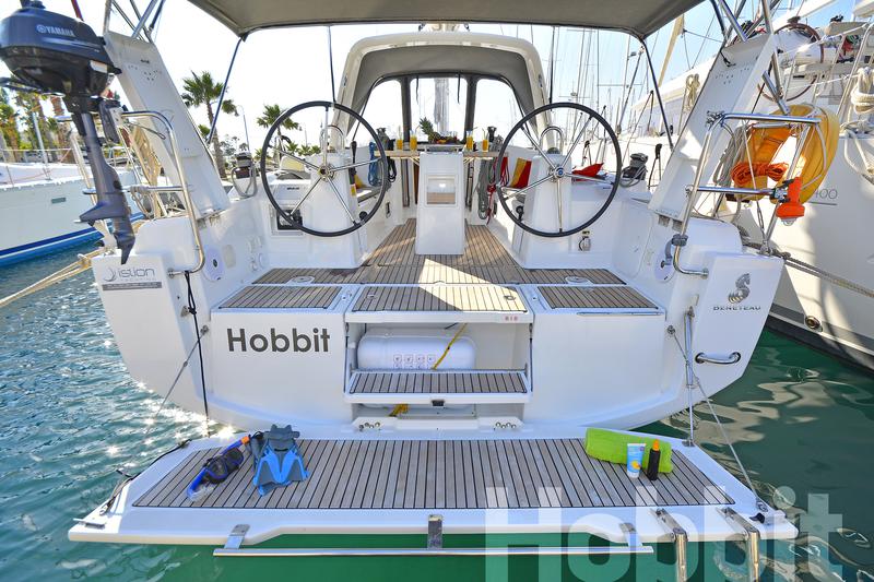 Book yachts online - sailboat - Oceanis 35 - Hobbit - rent