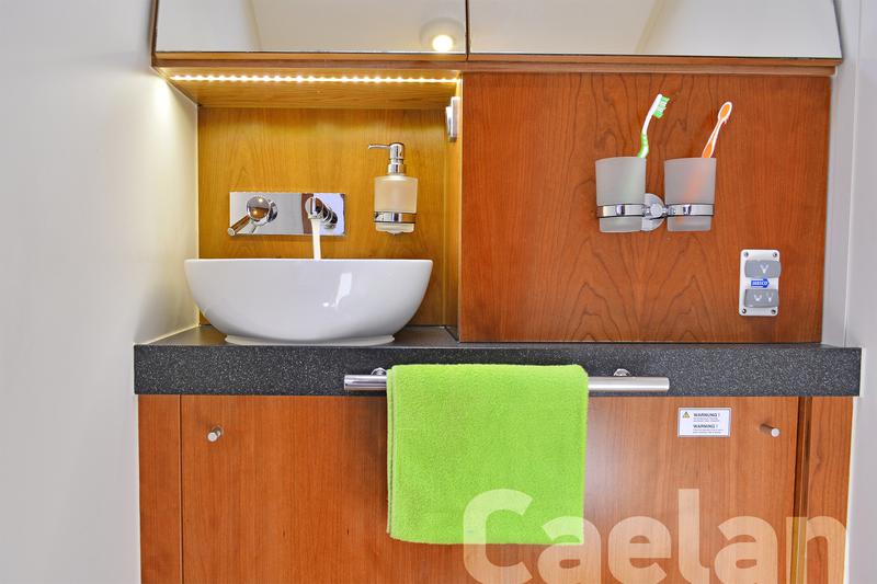 Book yachts online - sailboat - Hanse 505 - Caelan of Lorne - rent