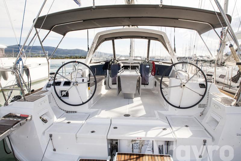 Book yachts online - sailboat - Oceanis 45 - Argyro - rent