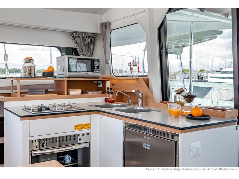 Book yachts online - catamaran - Excess 11 - First Sight - rent