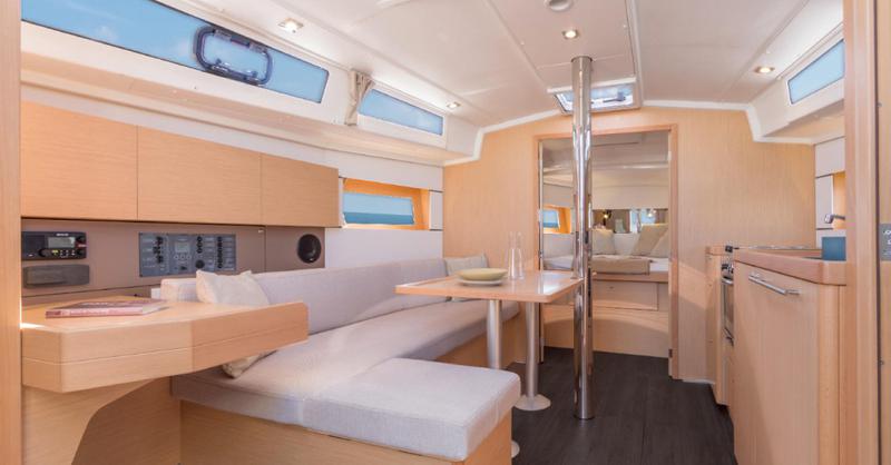 Book yachts online - sailboat - Oceanis 38.1 - PHILYRA  - rent