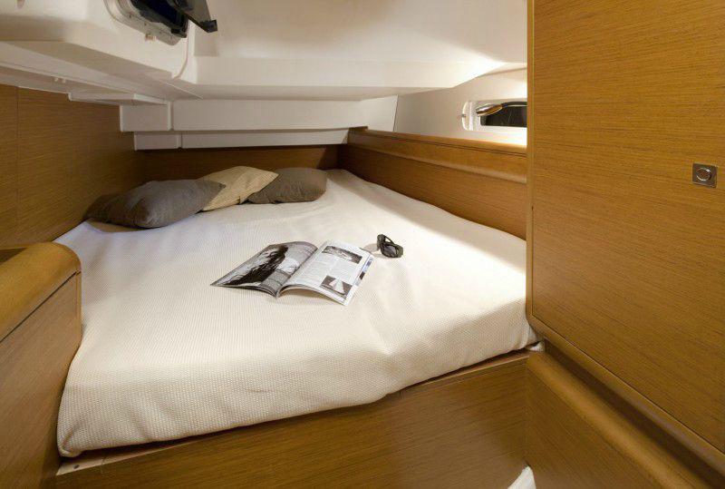 Book yachts online - sailboat - Sun Odyssey 419 - GEVA I - rent