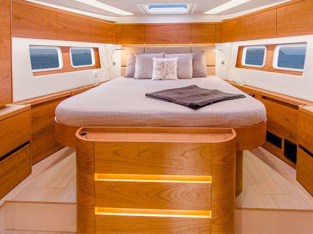 Book yachts online - sailboat - Hanse 588 - ONLY SKIPPERED - AMADEA (ONLY SKIPPERED) - rent