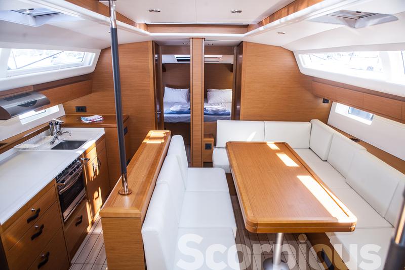 Book yachts online - sailboat - Jeanneau 54 A/C &amp; GEN - Scorpius - rent