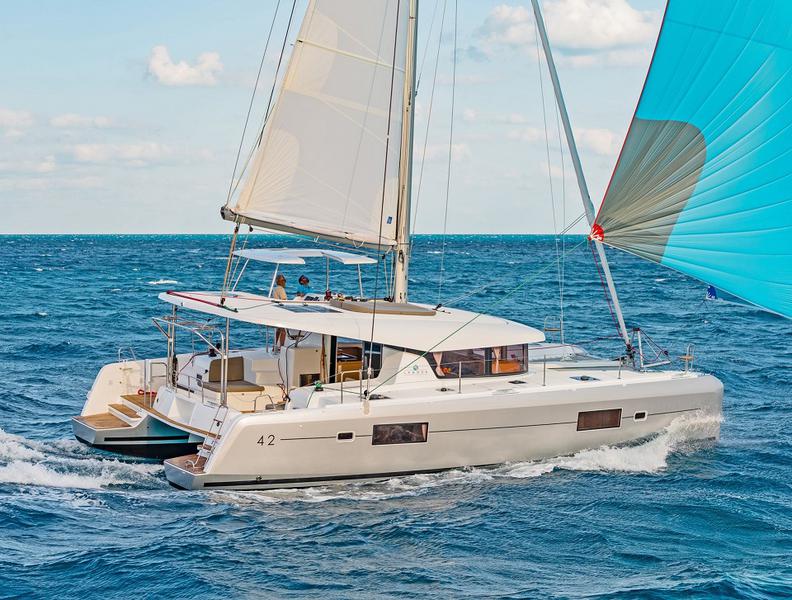 Book yachts online - catamaran - Lagoon 42 A/C &amp; GEN. - WHITE PEARL - rent