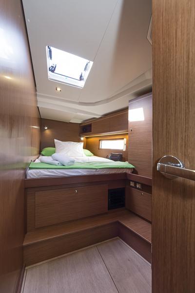 Book yachts online - sailboat - Oceanis 51.1 (5+1 cab) A/C &amp; GEN - FREYJA - rent
