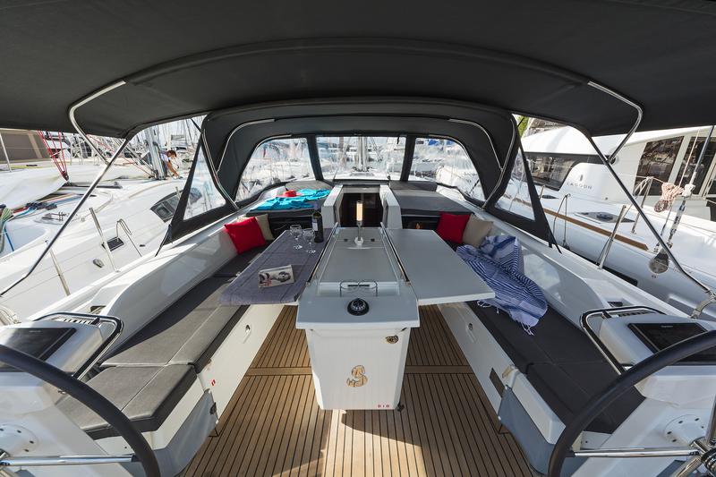 Book yachts online - sailboat - Oceanis 51.1 (5+1 cab) A/C &amp; GEN - FREYJA - rent
