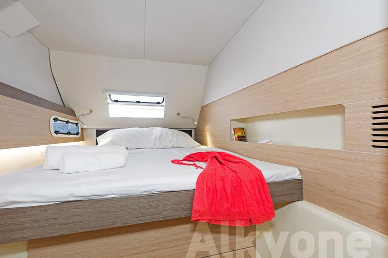 Book yachts online - catamaran - Bali 4.0 - Alkyone - rent