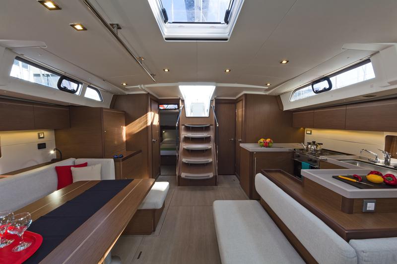 Book yachts online - sailboat - Oceanis 51.1 (5+1 cab) A/C &amp; GEN - CUBA LIBRE - rent