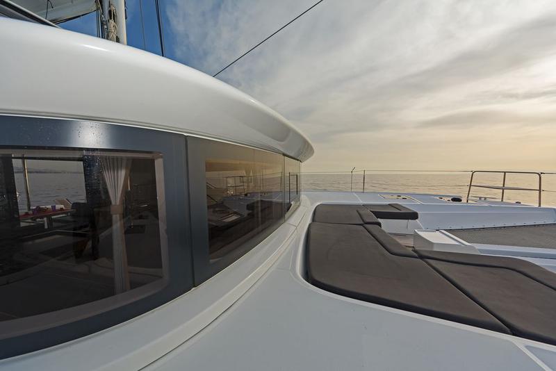Book yachts online - catamaran - Lagoon 50 A/C &amp; GEN &amp; WM - HAPPY FEET (ONLY SKIPPERED) - rent