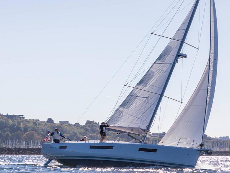 Book yachts online - sailboat - Sun Odyssey 440 - Jolly Roger - rent