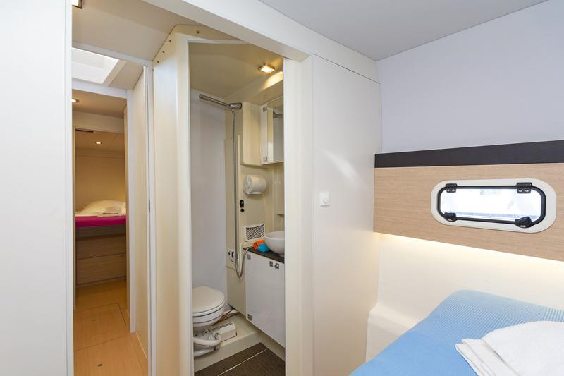 Book yachts online - catamaran - Bali 4.3 A/C &amp; GEN - ANNITA - rent
