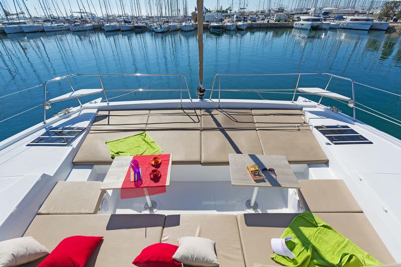 Book yachts online - catamaran - Bali 4.3 A/C &amp; GEN - ANNITA - rent