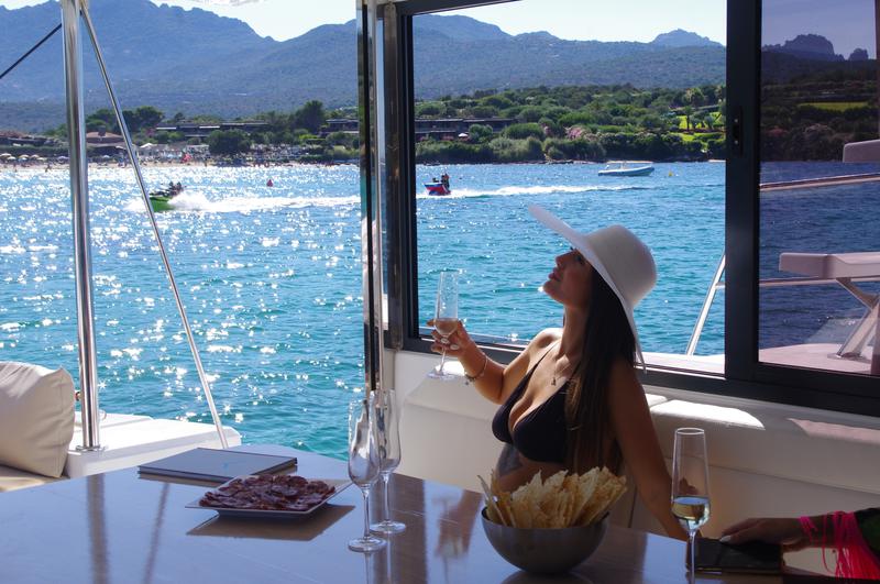 Book yachts online - catamaran - Bali 4.3 - Hogwarts - rent