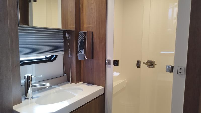 Book yachts online - catamaran - Bali 4.6 - Grampus - rent
