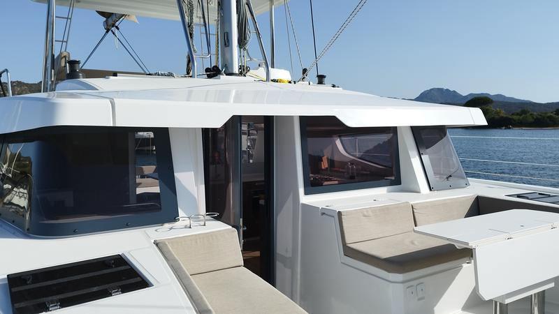 Book yachts online - catamaran - Bali 4.6 - Grampus - rent