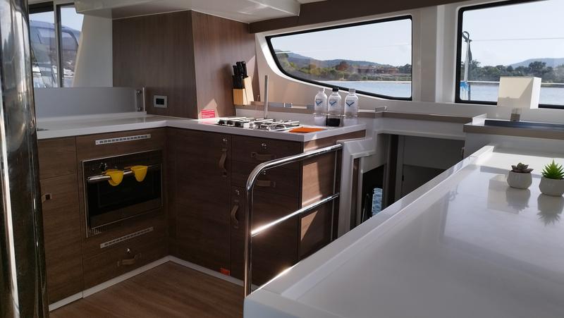 Book yachts online - catamaran - Bali 4.6 - Grampus - rent